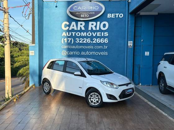 FORD FIESTA 1.6 ROCAM HATCH 8V FLEX 4P MANUAL FORD FIESTA 1.6 ROCAM HATCH 8V FLEX 4P MANUAL